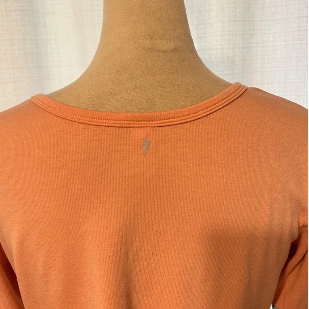 Electric Yoga Peach Crop Top Rainbow Striped Long Sleeve Womens Small
